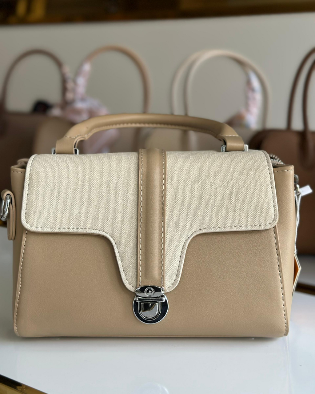 pochette L'Essentiel