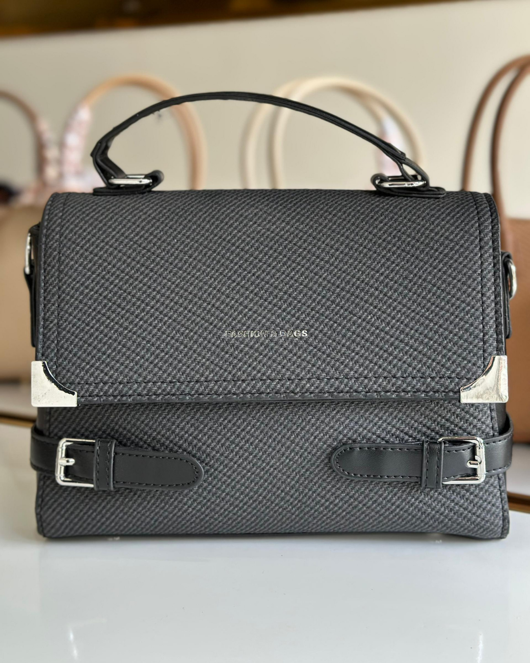 Pochette L'Intemporel